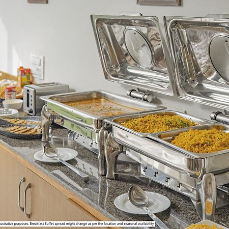 Itsy Hotels Anjali Mahal 500, Mtrs From Mathura Railway Station Eksteriør bilde