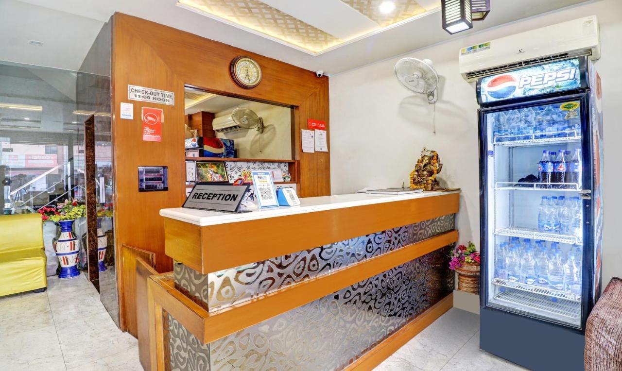 Itsy Hotels Anjali Mahal 500, Mtrs From Mathura Railway Station Eksteriør bilde