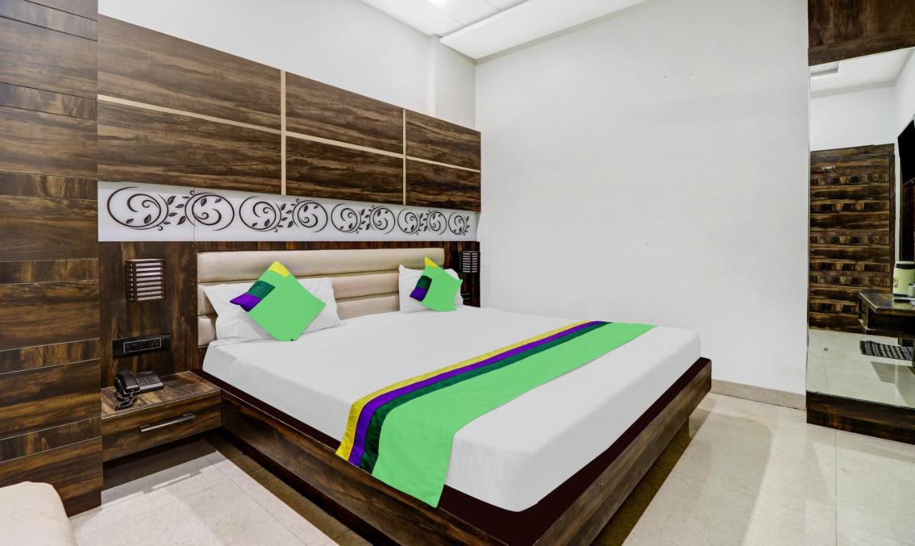 Itsy Hotels Anjali Mahal 500, Mtrs From Mathura Railway Station Eksteriør bilde