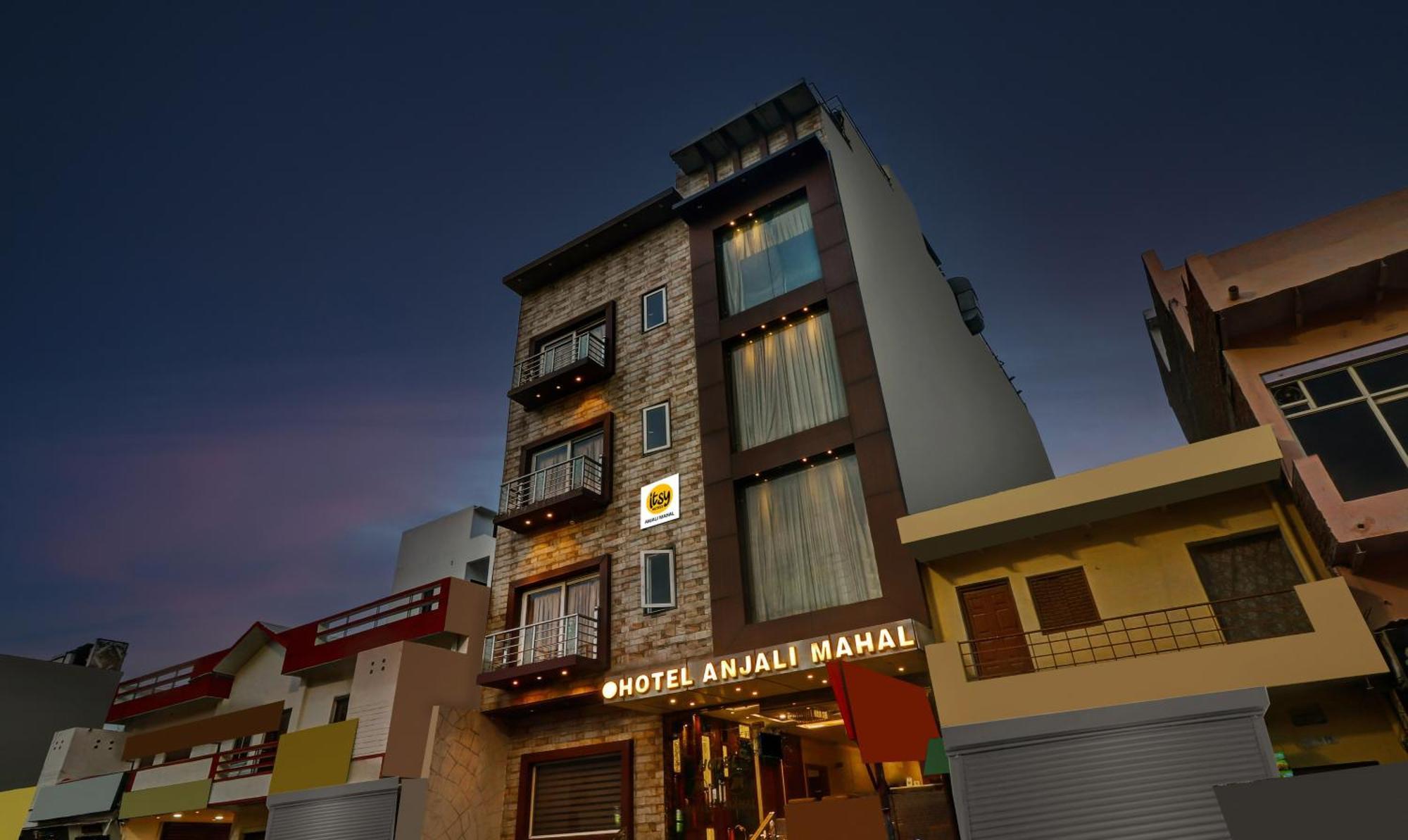 Itsy Hotels Anjali Mahal 500, Mtrs From Mathura Railway Station Eksteriør bilde