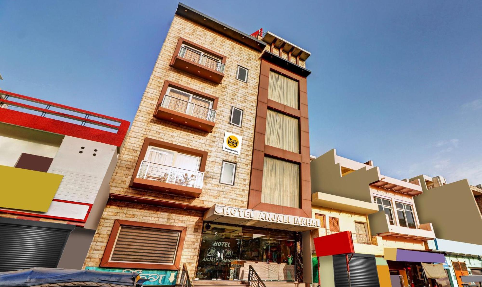Itsy Hotels Anjali Mahal 500, Mtrs From Mathura Railway Station Eksteriør bilde